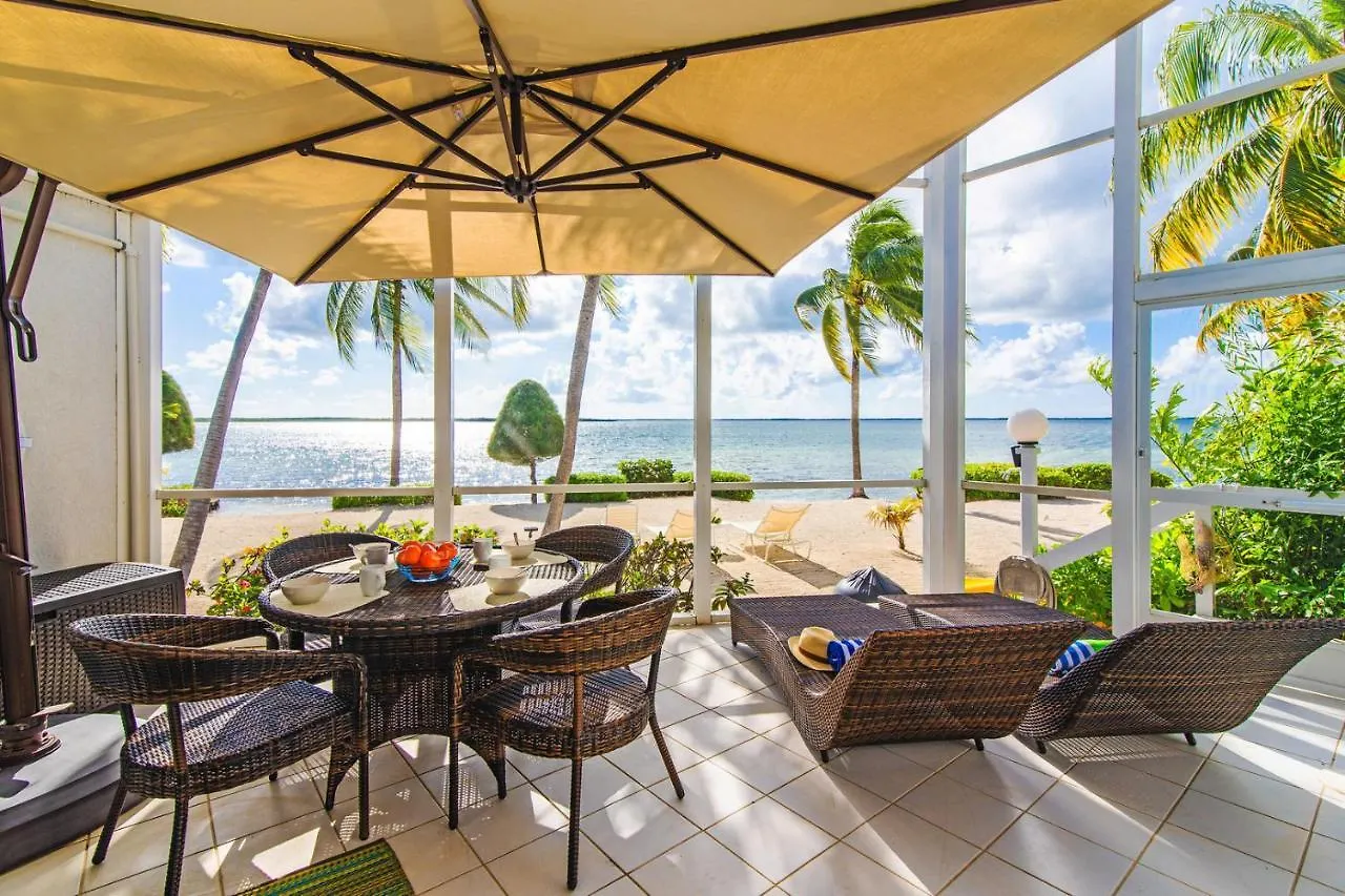 Апартаменты Pools Of The Kai 3 - Waterfront Condo With Private Pool Atrium, Walk To Restaurants Driftwood Village